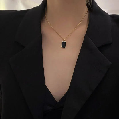 Collar cuadrado de moda para mujer, estilo gargantilla.